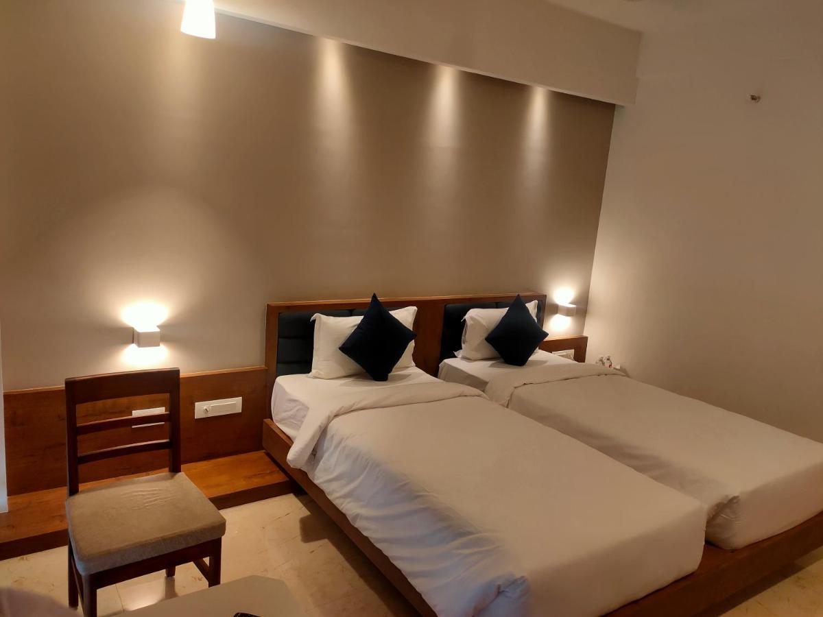 Hotel Vits The Somnath Gateway Zewnętrze zdjęcie